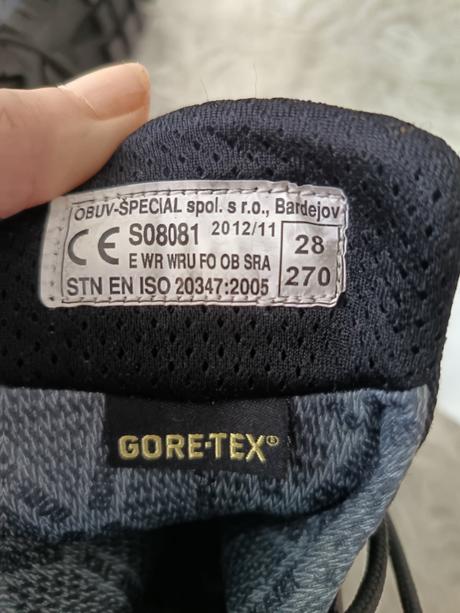 Špeciálna obuv gore-tex, 42