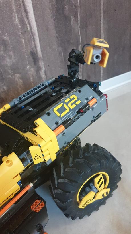 Lego technic 42081 volvo  kolesový nakladač, 