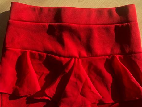 Sukňa s volánom, s