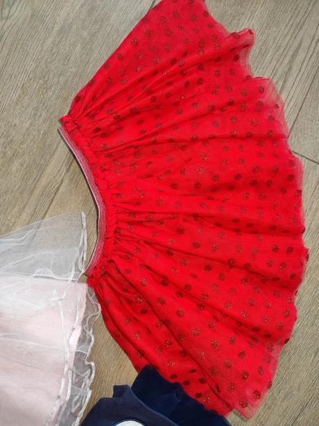 4 krásne sukničky zn.disney, primark, disney,98
