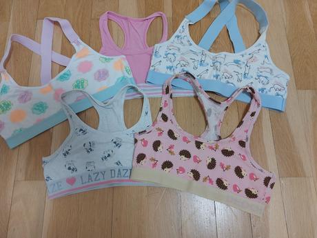 Lambady 146-158, reserved,146