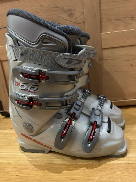 Lyžiarky, dalbello,38