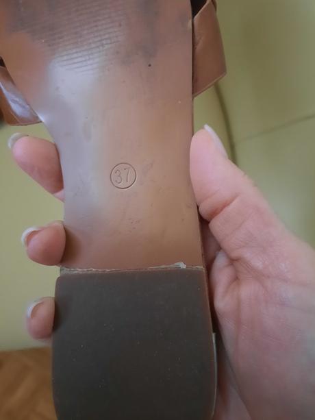 Dámske šľapky, 37