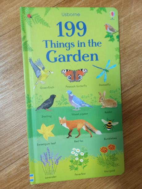 Kniha 199things in the garden,