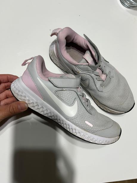 Dievcenske tenisky nike vel 33, nike,33