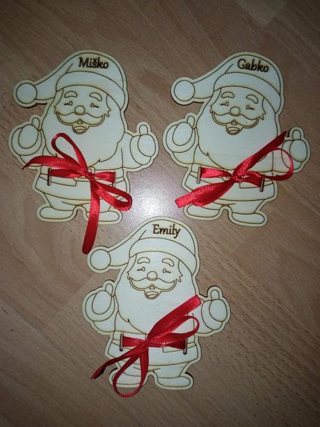 Dreveny mikuláš na peniaze a na kinderko, 