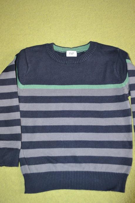 Sviatočný svetrík v. 2-3 roky, f&f,92