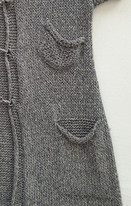 Pletená vesta s vreckami attrattivo, l