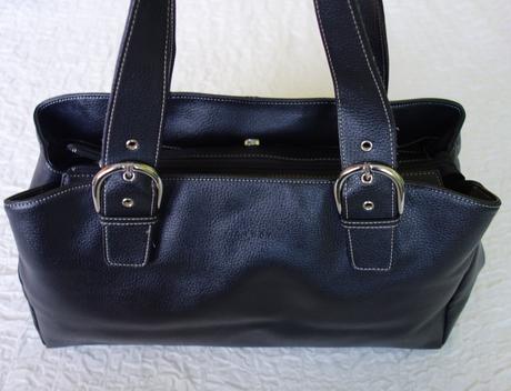 Väčšia čierna kabelka l.credi,