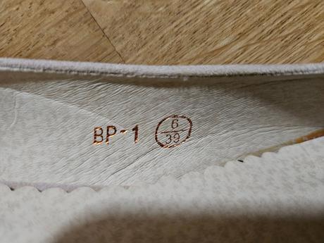 Béžové semišové balerínky 38, 38