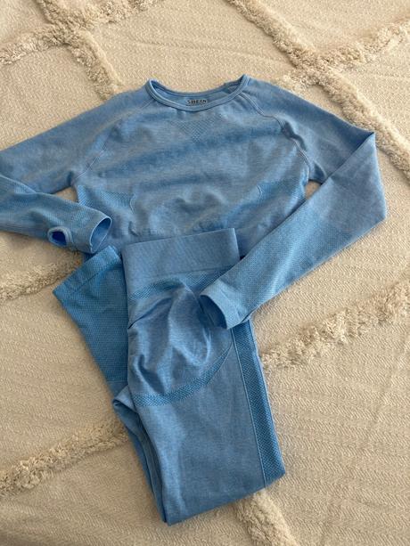 Set leginy a crop-top, 146