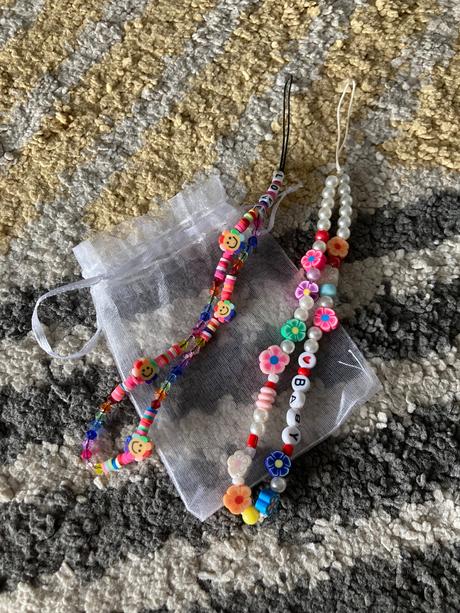 Prívesky na mobil 2ks, 