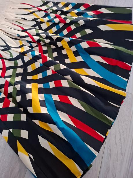 Skladaná sukňa, veľ. m, 38