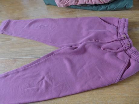 Teplaky next, next,122