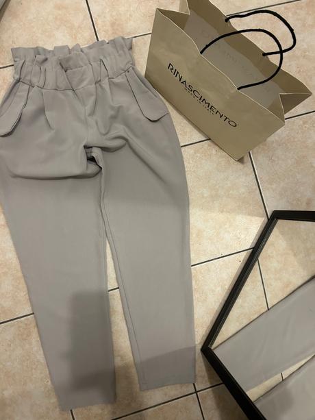 Rinascimento nohavice, s