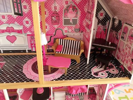 Drevený domček pre babiky, 