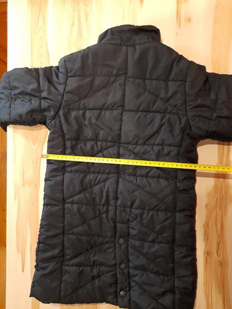 Dlhá zimná bunda, 104