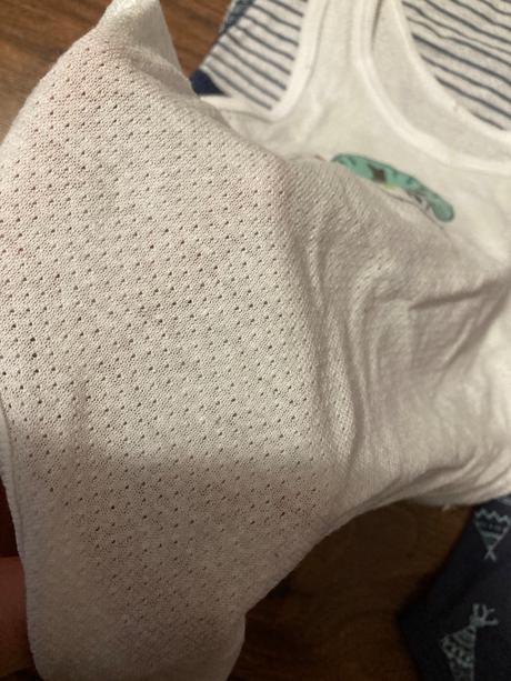 Veľmi ľahké letné body 4 ks, lupilu,74