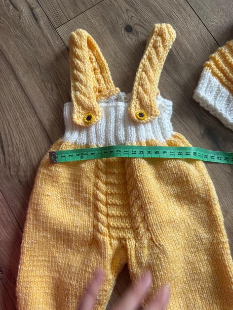 Krásny set čiapka a nohavice, 62