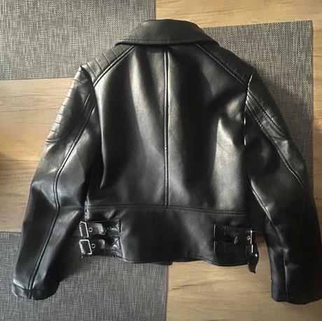 Koženková bunda, 128