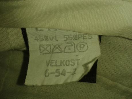 Sviatočné nohavice, 54