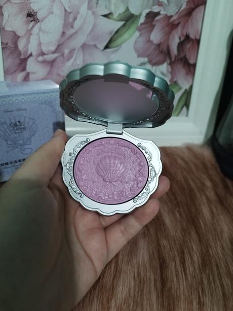 Lícenka flower knows, 