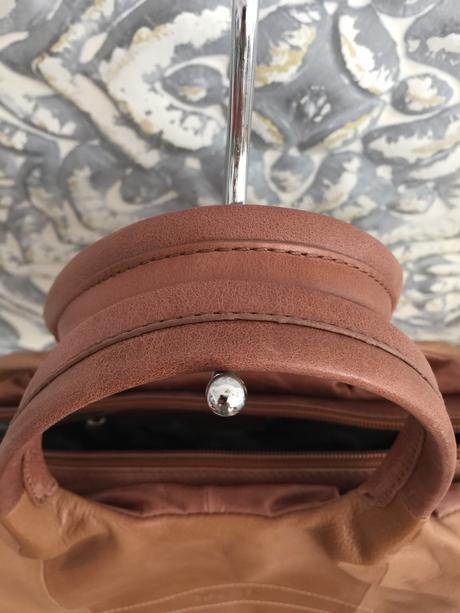 Valentini kožená kabelka,