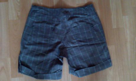 Kockovane hnedé sortky36, colours of the world,36