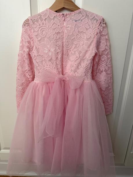 Slavnostne saty bymini, 122