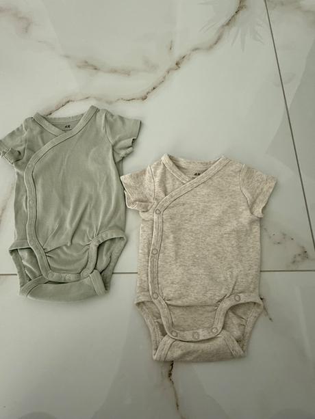 Sada body 56, h&m,56