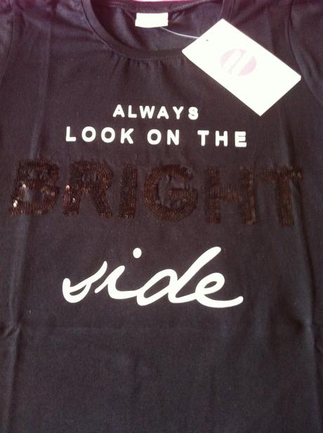 Dievčenské čierne tričko s aplikáciou - v.134, 146, glo-story,134 / 146