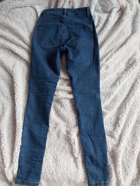 Modré rifle., gate,34