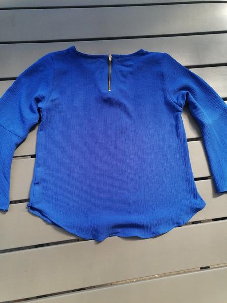 Blúzka pre slečnu, 140