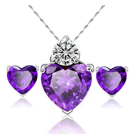 Srdieckovy set-retiazka s príveskom a náušnice, 