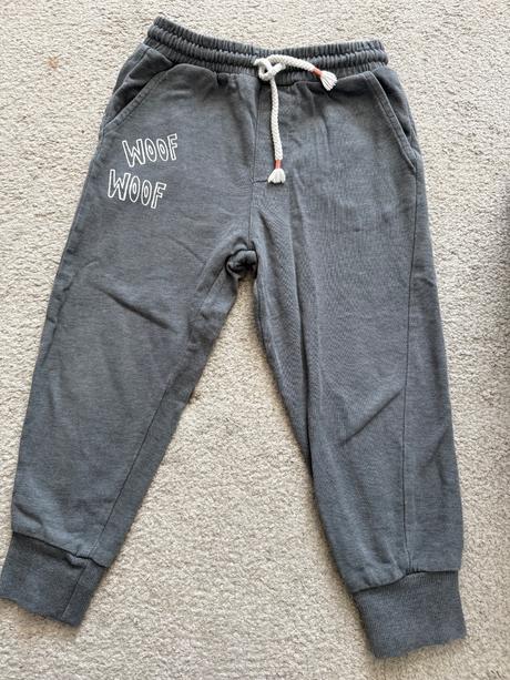 Teplaky, reserved,110