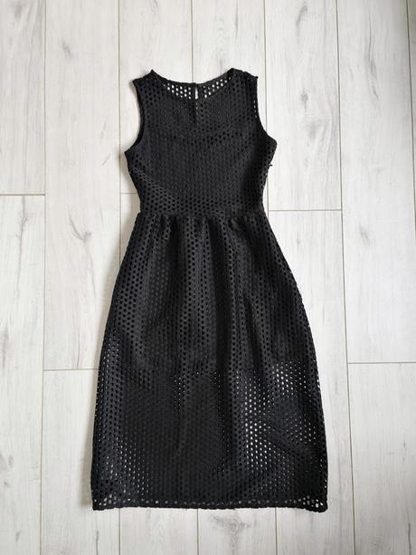 Dierované šaty, xs