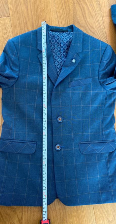 Chlapčenský oblek veľ.146, 146