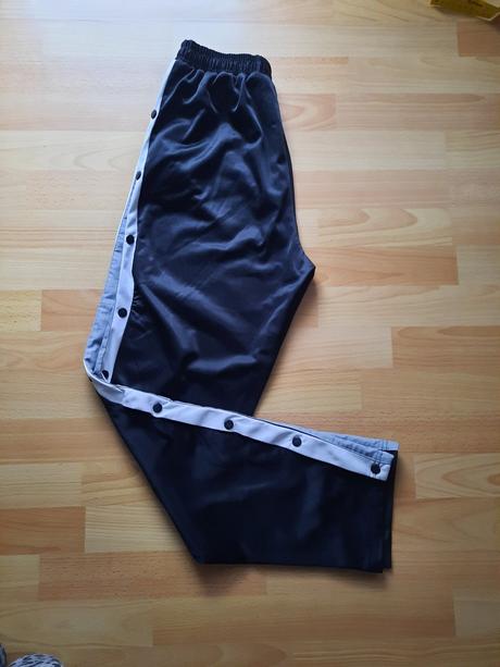 Chlapčenské športové tepláky, 164