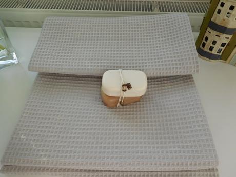 Vaflová bavlna - uteráky-140 x 70 cm, nové, 