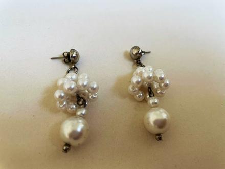 Perlové náušnice, 