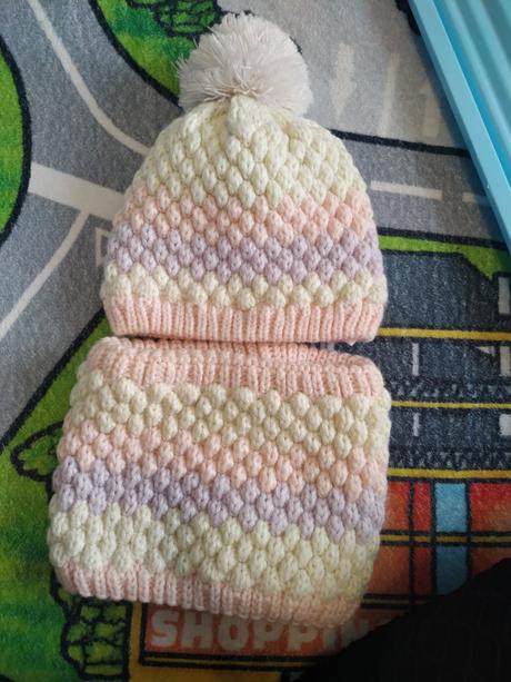 Set čiapka a nákrčník, reserved,104