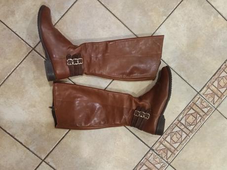 Konakove kozene cizmy, 38