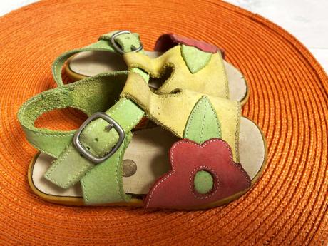 Kožené sandálky 24/25, 24