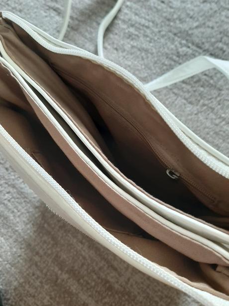 Biela kabelka/brašnička, 