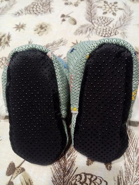 Ciapka s capackami podsite barancekom,