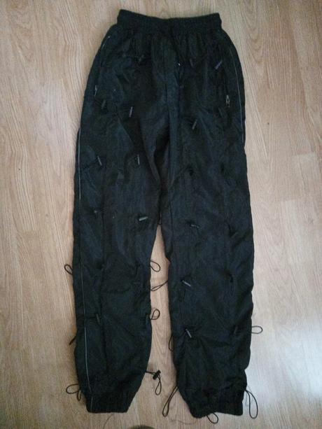 Extravagantne sustaky bershka xs-s, bershka,s