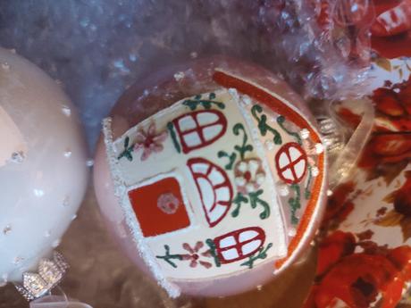 Ručné maľované sklenené gule,