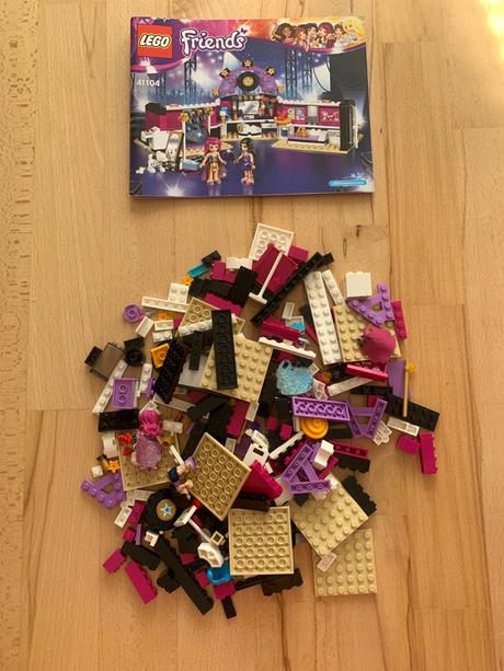 Lego friends - šatňa pre popové hviezdy,