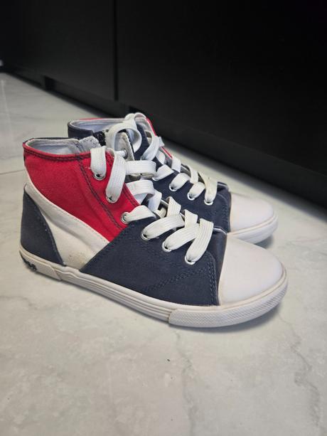 Th tenisky, tommy hilfiger,33