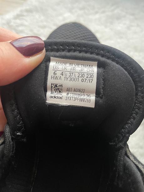 Cierne tenisky adidas, adidas,37